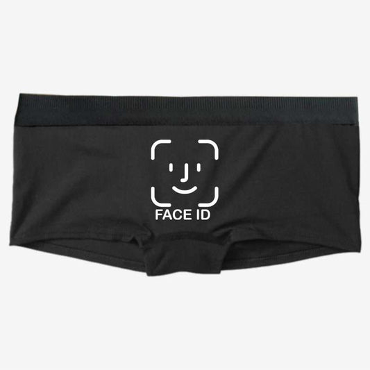 Kadın Boxer Face ID