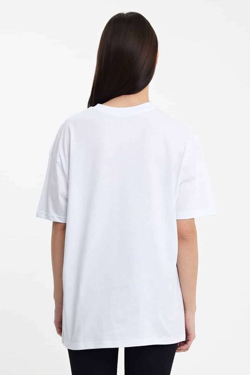 Beyaz Rahat Kalıp Oversize Premium Tişört - Arka Görünüm